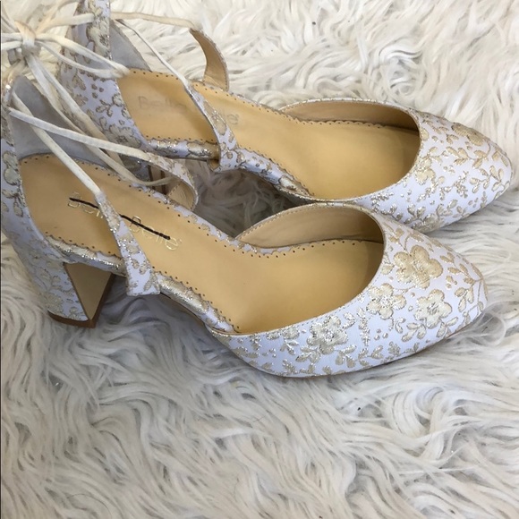 jordan white slippers